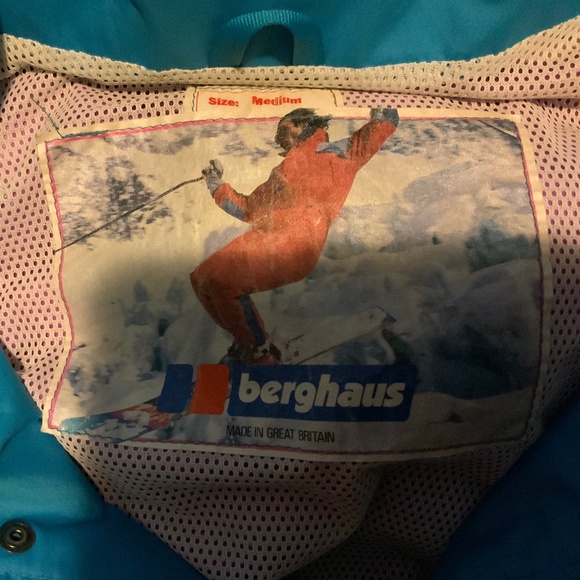 VINTAGE UNISEX SHELL JACKET , MADE IN GREAT BRITAIN SIZE MEDIUM - Picture 9 of 11